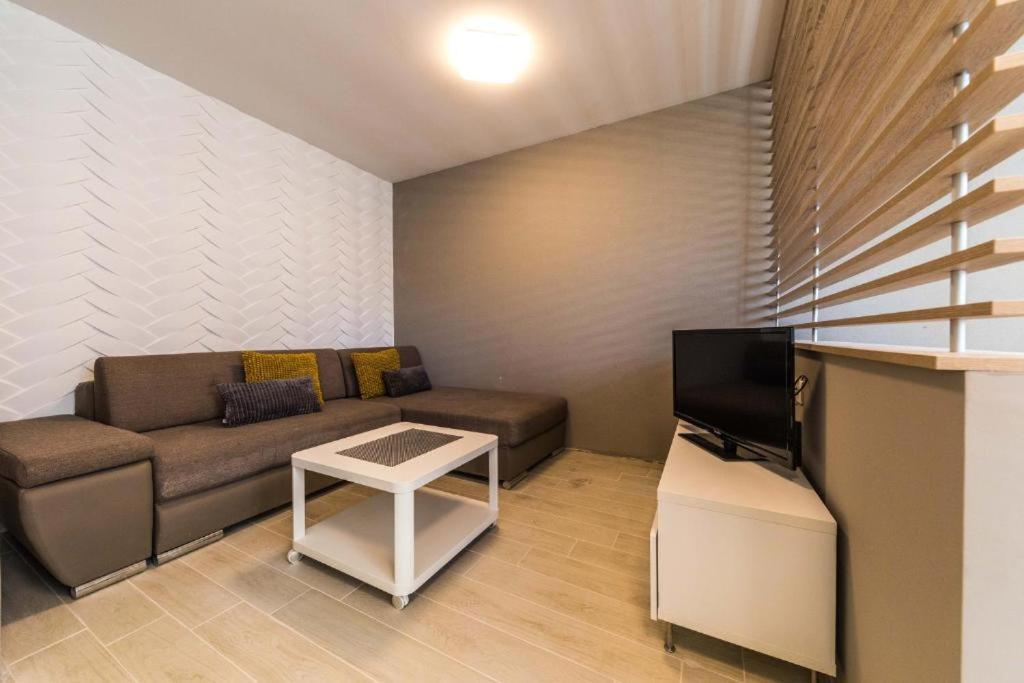 Apartments Gavran 2. Башка-Вода Экстерьер фото