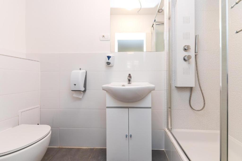 Apartments Gavran 2. Башка-Вода Экстерьер фото