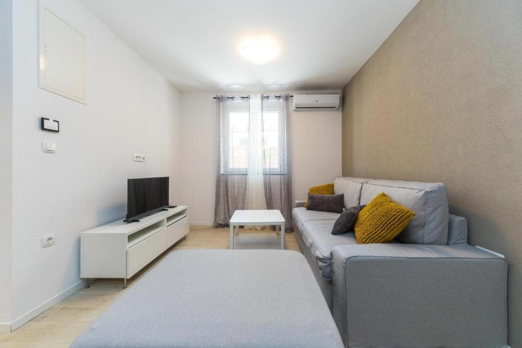 Apartments Gavran 2. Башка-Вода Экстерьер фото